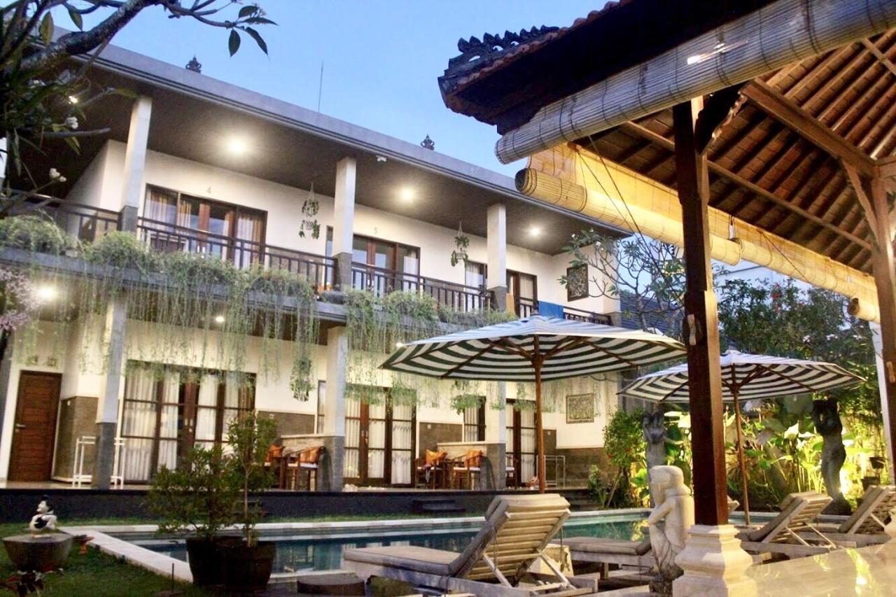 Pondok Chandra Batubelig * Seminyak (Bali)